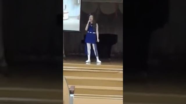 Песня Чебурашки (песню поёт Соня-я) смотреть онлайн