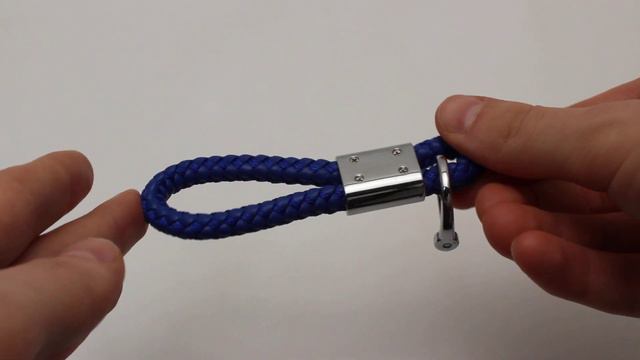 Автомобильный брелок Chery (синий) смотреть онлайн