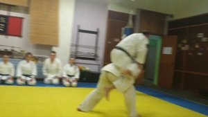 ‪基本 二 段 Kumite Karate Sensei Isam Du