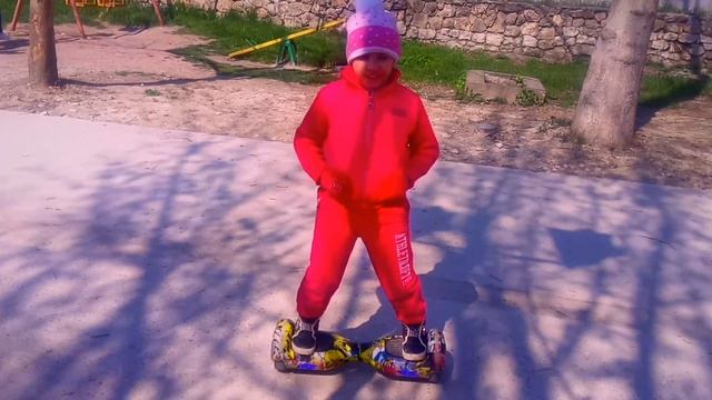 Уроки катания на гироскутере от Шафрановой Ксении. смотреть онлайн