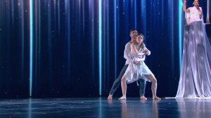 Танцы: Юля Рогозинская и Евгений Горенятенко (Елка - Море внутри) (сезон 2, серия 12)