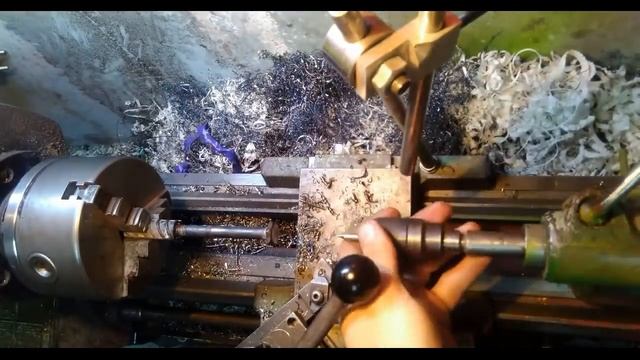 изготовление переходной шпильки М10+1,5 на М8+1,25 смотреть онлайн