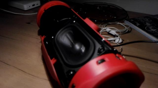 Jbl charge 4 bass test