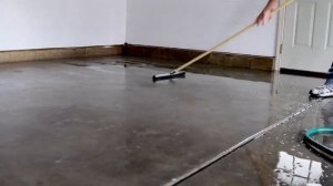 Эпоксидное покрытие для бетонного пола гаража от Rust Oleum