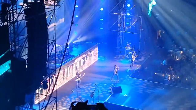 Scorpions in Krasnodar (Russia) 30.10.2017. Wind of change смотреть онлайн