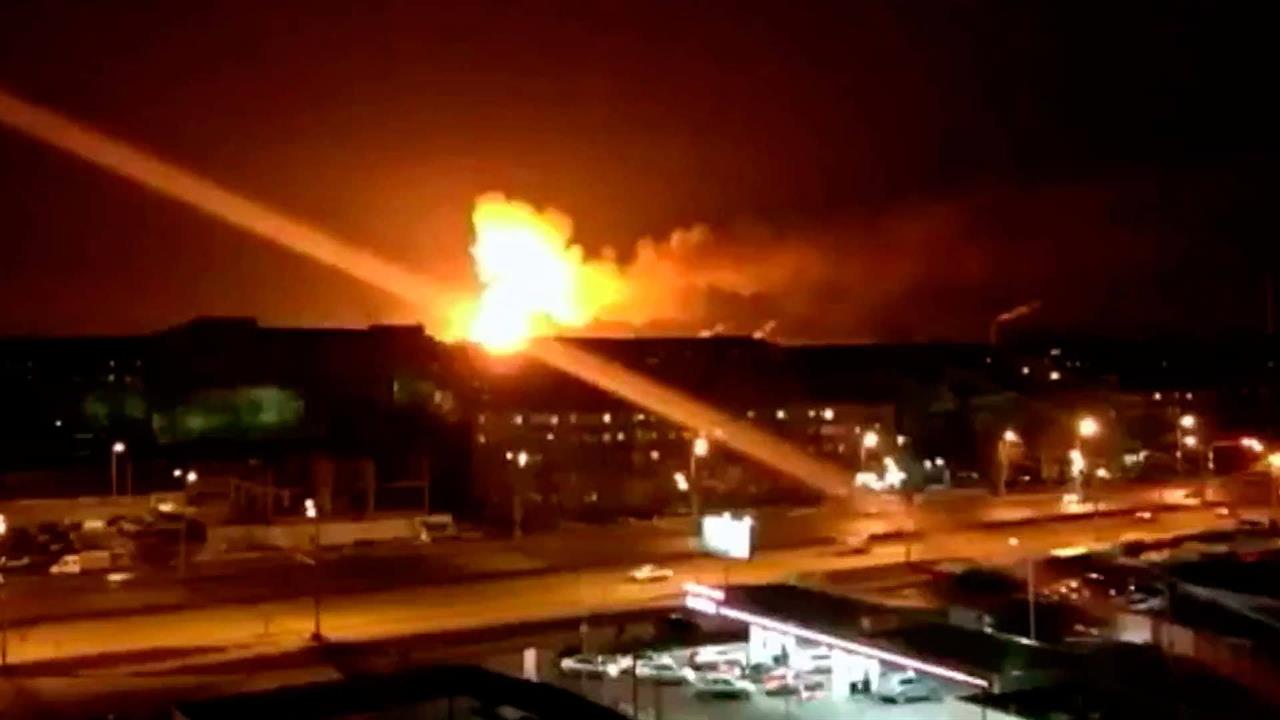 В Казани во время тушения пожара на пороховом заводе погиб спасатель