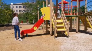 Гуляем ?на новой площадке ?подружилась с девочкой и мальчиком???
