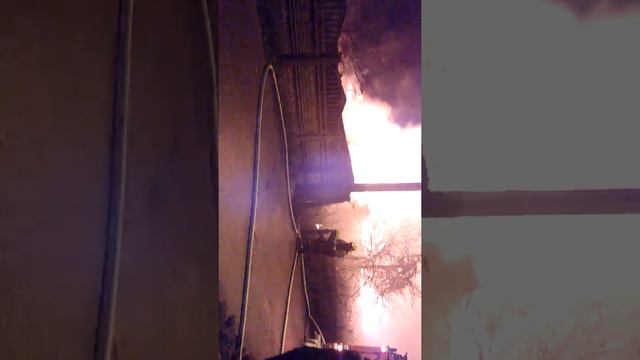 29.04.2016 Смоленск, пос Геологов.  Пожар