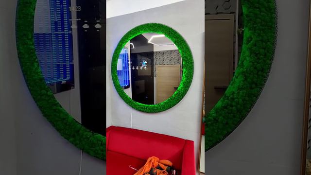 Умное зеркало в шикарной фито рамке из стабилизированного мха. #smartsy #смартси #умноезеркало #мох смотреть онлайн