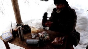 ?Урал-тайга на сутки.Обрывки промысловика Ч.2 Обзор избы ?