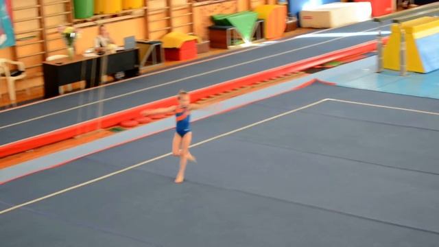 Спортивная гимнастика. 3 взрослый разряд у девочек. Вольные. смотреть онлайн