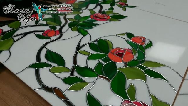 Полочный плёночный витраж Розы смотреть онлайн