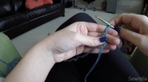 Crochet Beginner Series Part 8: Magic Ring or Magic Circle | Sewrella