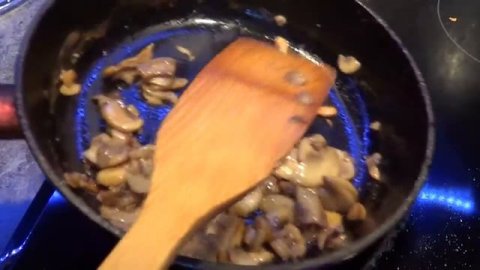 Салат «Обжорка». Простой новогодний салат!