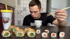 Мукбанг роллы суши/ Mukbang sushi / помогите