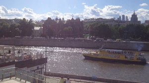 2017_06_17 Очередь в Храм Христа Спасителя