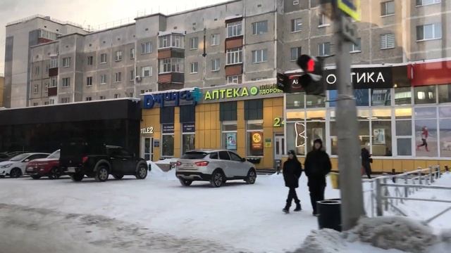 В автобусе. Сургут от 22.02.2023 В 818 РС 186 МАЗ-103.486 Маршрут 19 смотреть онлайн