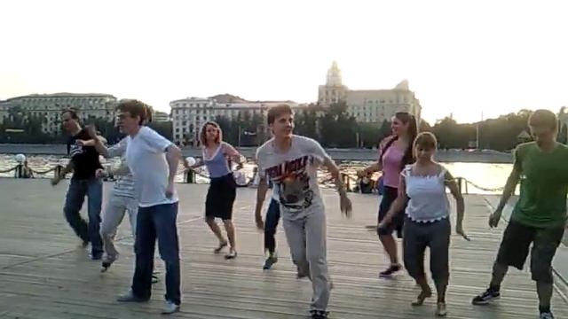 Шим-шам на набережной смотреть онлайн