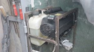 Отопление гаража. Дизельный "Планар" за работой.