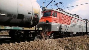 Что будет если положить на рельс 5 и 2 рубля,под поезд ВЛ10