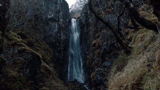 Невероятно красивый ВОДОПАД. Шум воды. Звуки природы. 10 часов для сна. смотреть онлайн