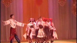 Коми-пермяцкий танец в исполнении ансамбля Весляна