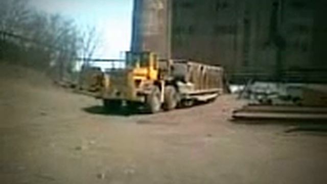 Копия видео Автопогрузчик на рейсах - Сталева Вола!!! смотреть онлайн