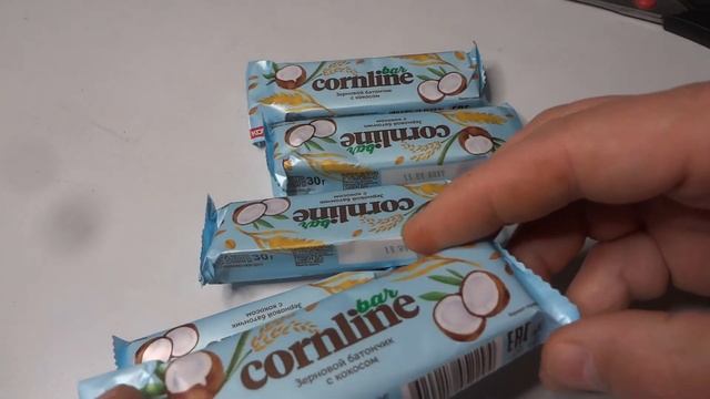 Взял на пробу Батончик Cornline Bar Зерновой с Кокосом. Обзор покупки. #ОбалденныеВкусняшки смотреть онлайн