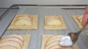 На столе не осталось ни кусочка/Слойки из слоёного теста с яблоками/Apple puffs!