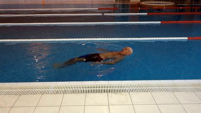 Плавание. Урок- 60. Упражнения на равновесие. смотреть онлайн