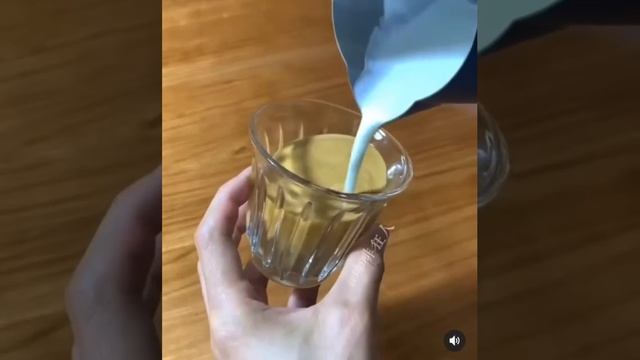 Как сделать рисунок на кофе ☕️ смотреть онлайн