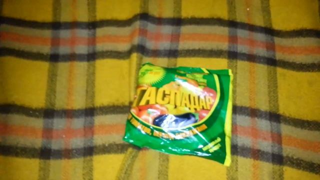 Муж пилит дрова циркуляркой.  Согласился на съёмку. Обзор машинки для стрижки Polaris.Гипермол смотреть онлайн