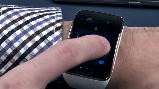 Samsung Gear S - инновационные, но непрактичные умные часы