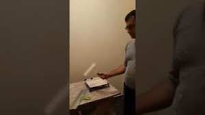 Как нужно красить стены и потолок в сталинке!