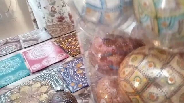 Точечная роспись по контурам.