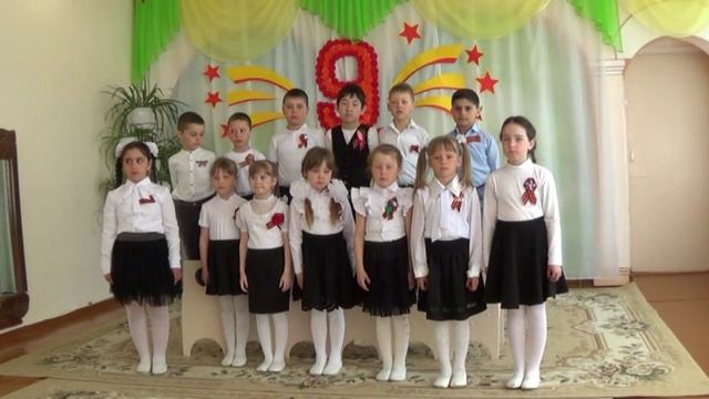 Поздравляем с праздником!.mp4