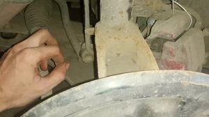Шпильки вместо болтов на Меган 2.