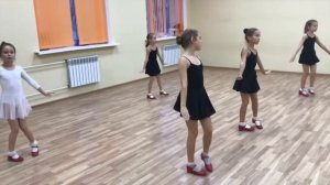 Задание #35. 2 класс. Народный. "Татарский" (комбинация на материале татарского танца).