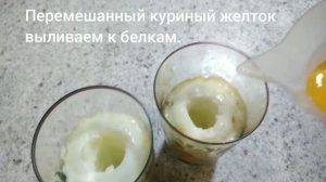 аппетитно вкусный рулет из фарша с яйцом