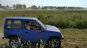 Эскудо на треке.
