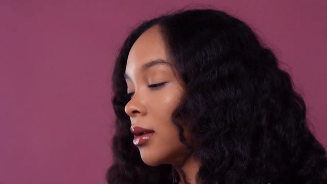 Gel lip pencil Le Grand Volume by Vivienne Sabó смотреть онлайн