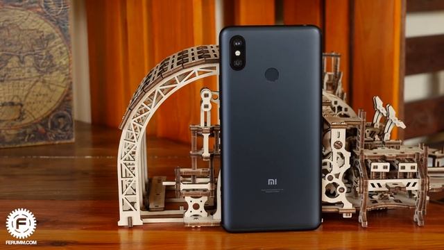Xiaomi Mi Max 3 - проблемы с экраном, следы наклеек, камера, Antutu и первые впечатленя смотреть онлайн