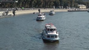 Парад судов на Москва-реке