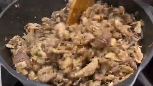 МЯСНОЙ МИКС! Скоблянка из говядины и курицы с жаренной картошкой! Старинный русский рецепт!