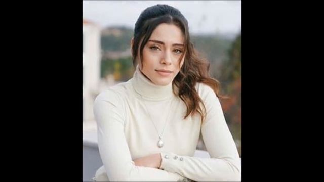 Halil İbrahim falou sobre suas relações com Sıla смотреть онлайн