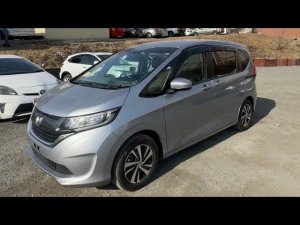 Honda Freed купили на Японском аукционе за 1.480.000 рублей