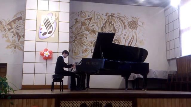 Liszt - Paganini Etude No. 5 Petro Bondar - piano