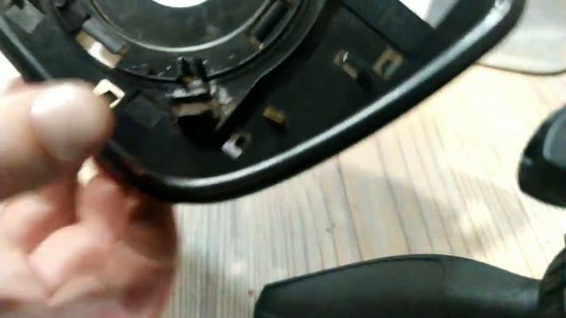 Подогрев зеркал Toyota Aqua смотреть онлайн