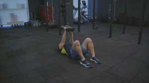 Жим гантелей лежа на полу узким хватом/ Close grip DB floor press