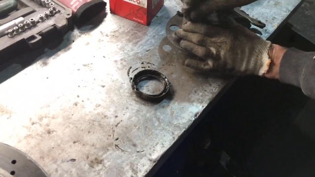 Mersedes e w211 Замена подшипника передней ступицы !) смотреть онлайн